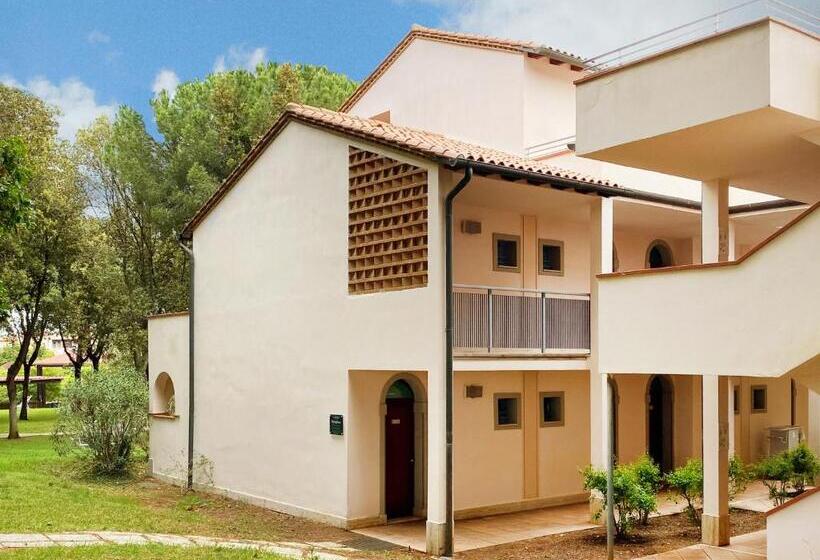 Трехместный Номер Комфорт, Garden Toscana Resort
