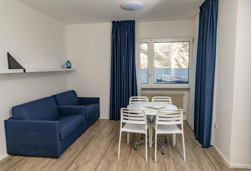 Standard studio with lake view, Torbole Apart