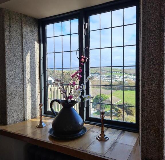 חדר סופריור עם מיטת קינג, Widemouth Manor