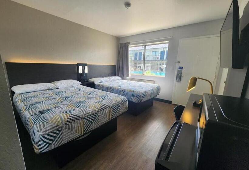 高品质的四人房间, Motel 6 Venice, Fl