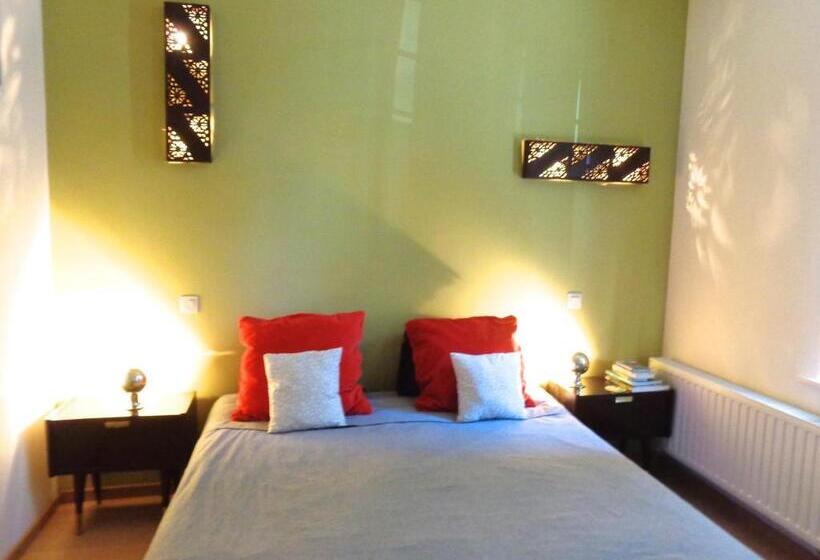 اتاق استاندارد, B&b La Chambre Du Zodiaque