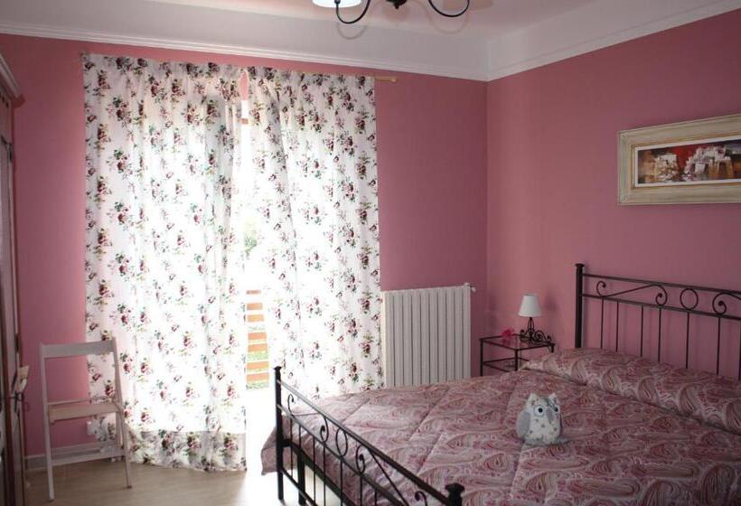 스탠다드 룸 킹사이즈 침대, Oasi Di Francesca B&b