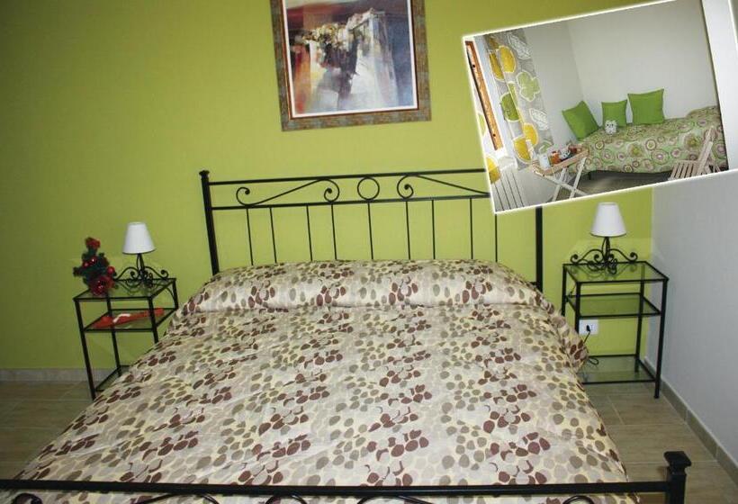 스탠다드 룸 킹사이즈 침대, Oasi Di Francesca B&b