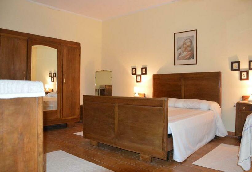 Четырехместный Номер Стандарт, B&b Domus De Janas
