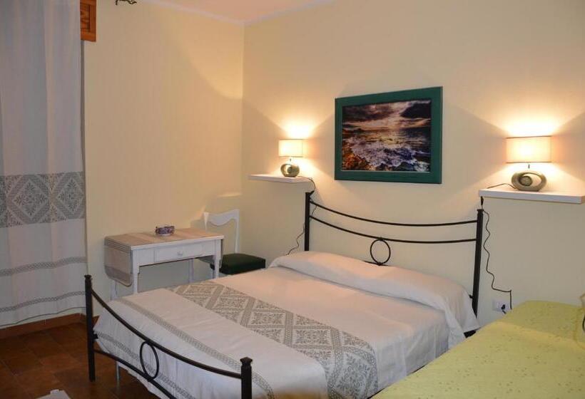 Номер Стандарт Трехместный, B&b Domus De Janas
