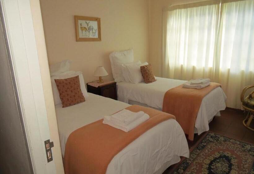 Апартаменты 2 Спальни, 4 Rothman Street B&b