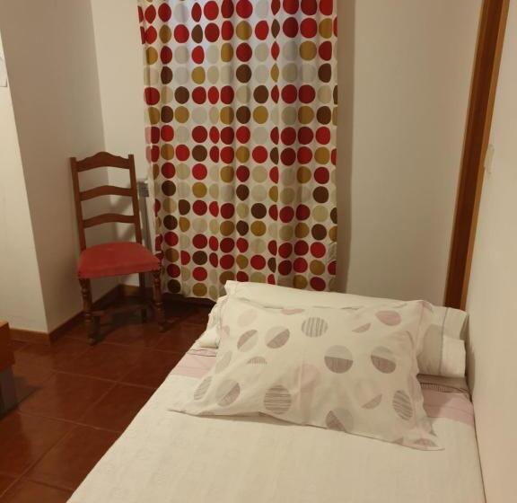 غرفة قياسية ثلاثية, Casa Dos Santos Alojamento   Guest House