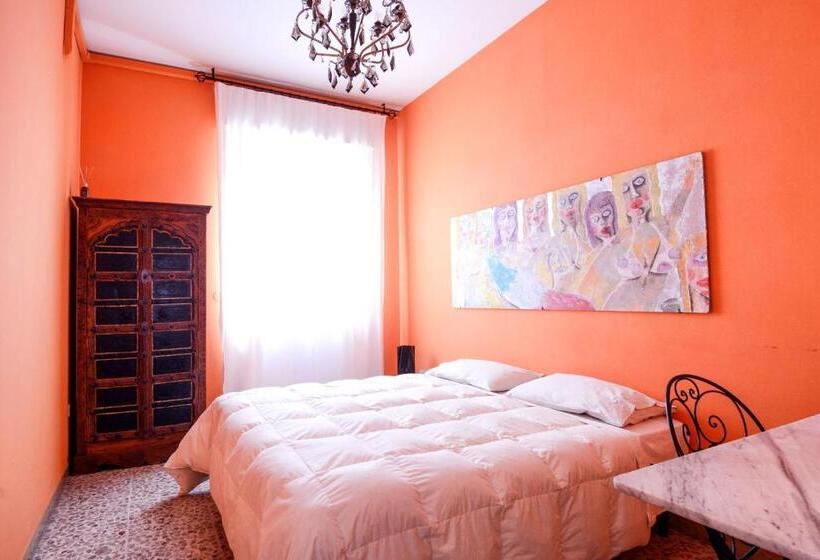 آپارتمان 3 خوابه, B&b Casa Fuori Casa 200 Mt Dal Casello Autostradale