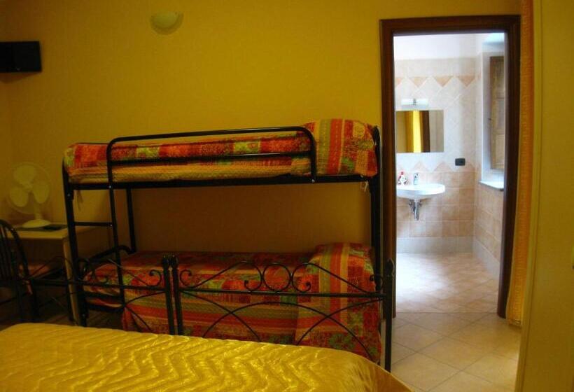 Номер Стандарт с Балконом, B&b Il Vecchio Portale