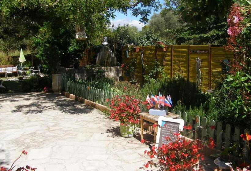 חדר סטנדרט נוף לגינה, B&b Le Clos Des Cigales