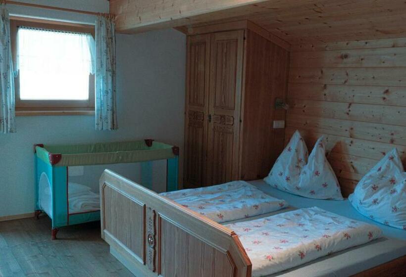 آپارتمان 3 خوابه, Unterholzhof