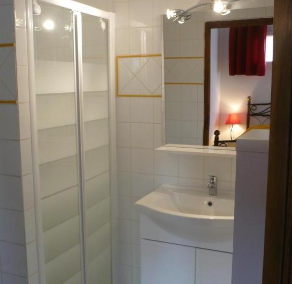 Номер Стандарт, Auberge D Anais
