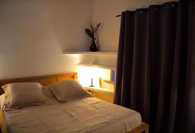 Люкс, Auberge D Anais