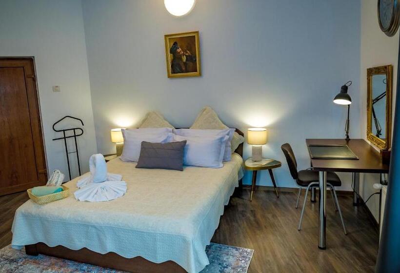 آپارتمان 1 خوابه با بالکن, Villa Casafina Serviced Apartments