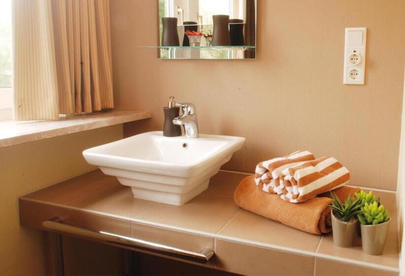 اتاق استاندارد, Buten Diek Hotel Restaurant Gmbh &