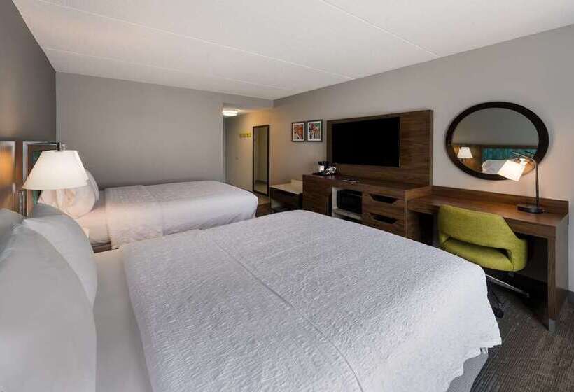 장애인을 위한 스탠다드 룸, Doubletree By Hilton Monroe Township Cranbury