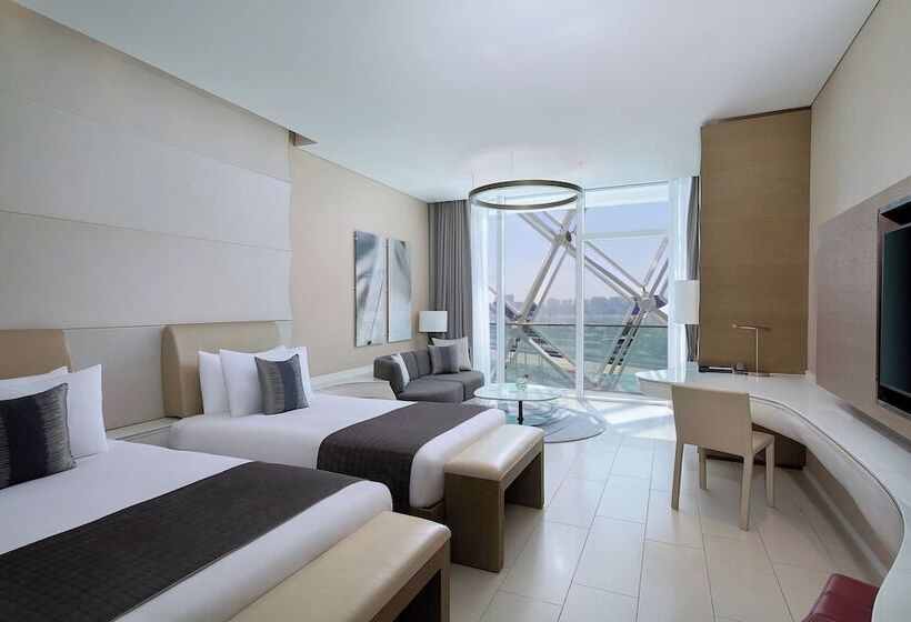 Номер Стандарт с Балконом, W Abu Dhabi  Yas Island