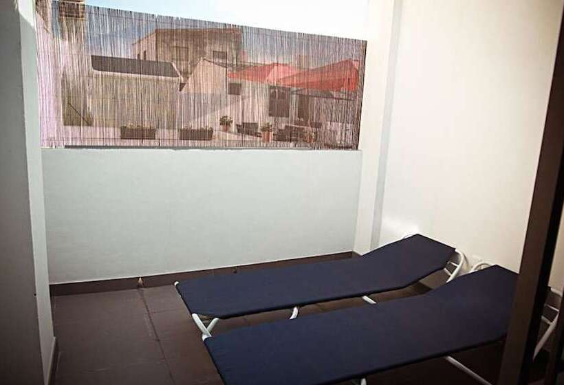 1 Bedroom Penthouse Apartment, Apartamentos San Pablo