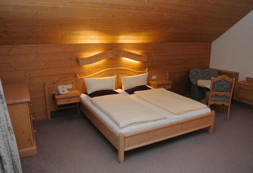 Номер Стандарт Трехместный, Gruberhof Innsbruck Igls B&b
