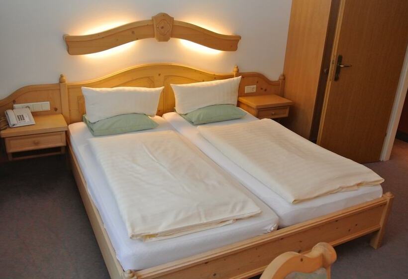 Номер Стандарт Вид на Горы, Gruberhof Innsbruck Igls B&b