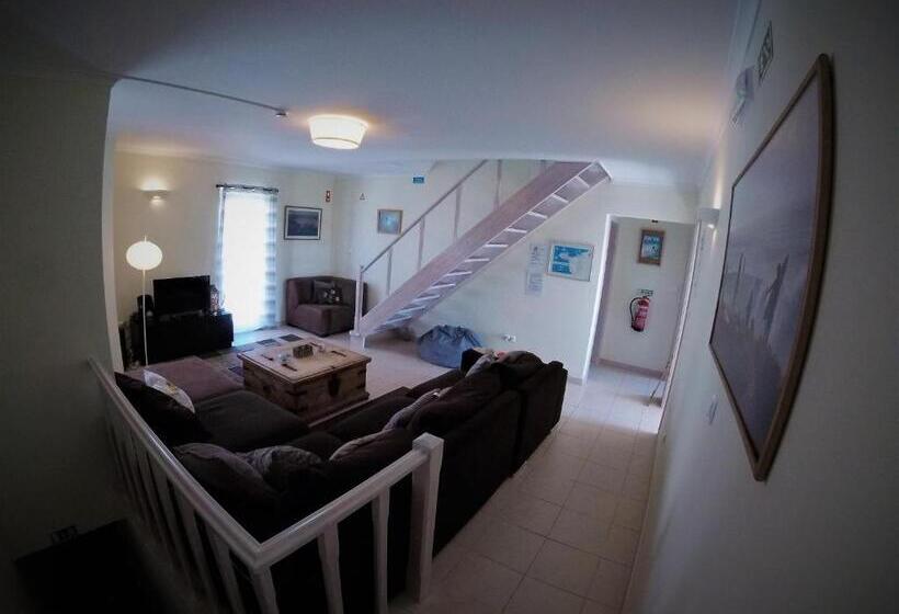 חדר סטנדרט חדר אמבטיה משותף, Peniche Surf Lodge 1