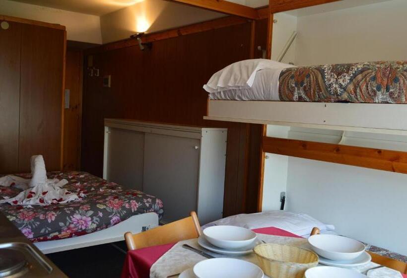 스탠다드 스튜디오, Residence Il Vigo Di Marilleva