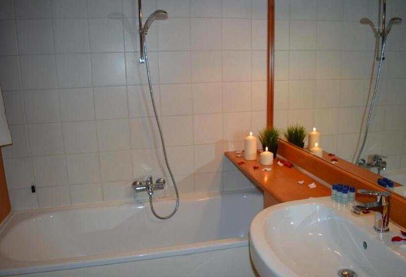 스탠다드 스튜디오, Residence Il Vigo Di Marilleva
