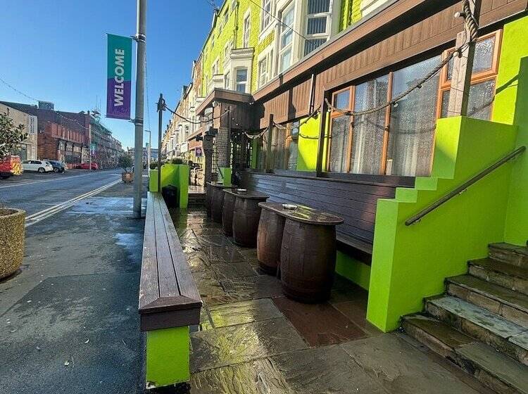 Номер Стандарт Трехместный, The Lawton