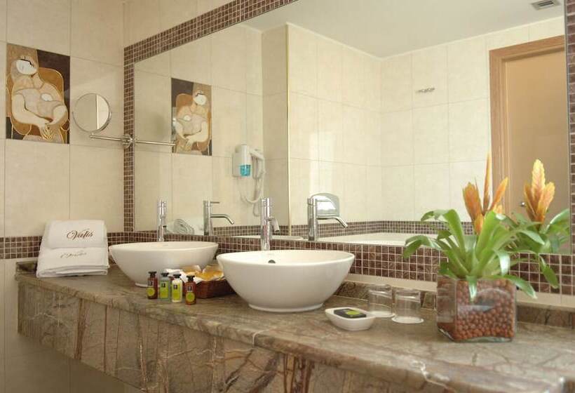 Люкс Повышенной Комфортности, Valis Resort