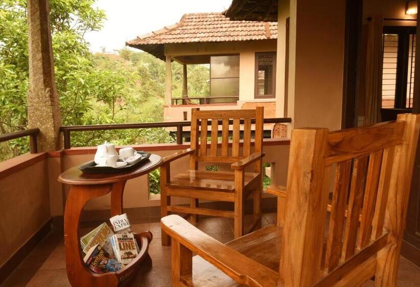 디럭스 방갈로, Wayanad Village Resort