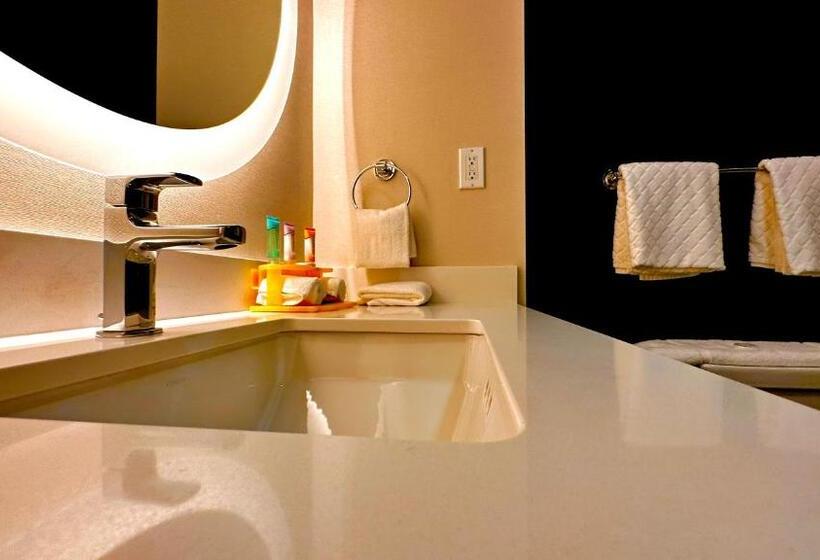 Стандартный Номер Кровать Кинг, Newmarket Hotel And Suites