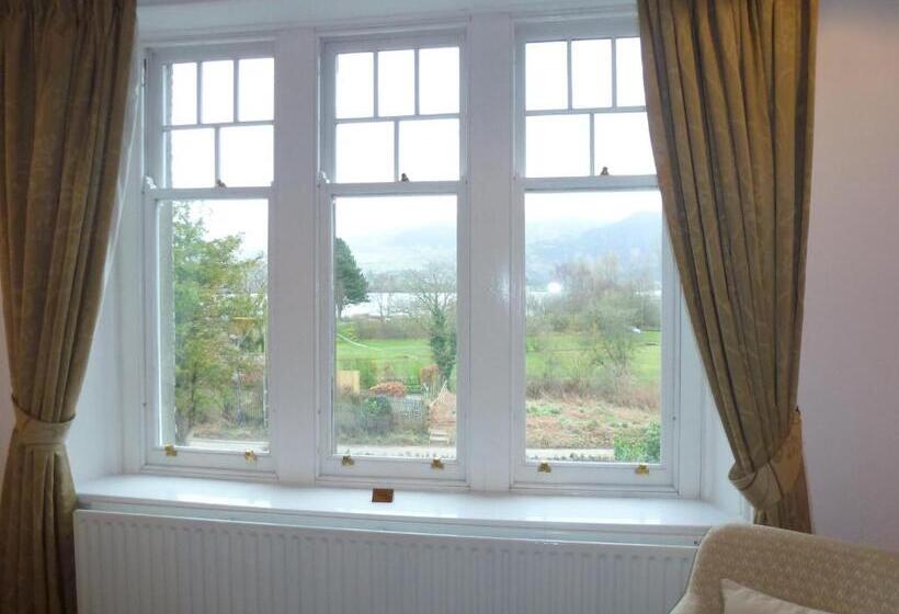Superior room with lake view, Lakeside Country Guest House