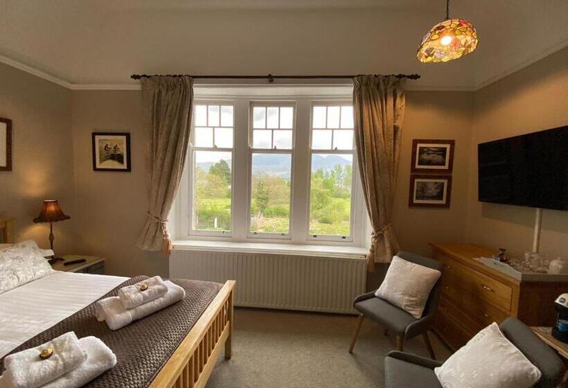 Superior room with lake view, Lakeside Country Guest House