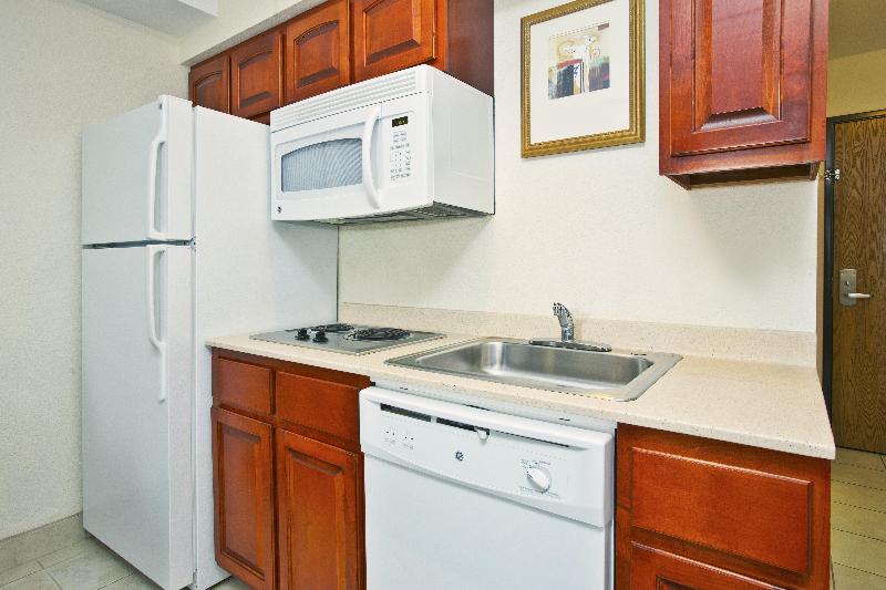 Президентский Люкс, Holiday Inn Express Hotel & Suites Petoskey, An Ihg