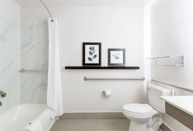 Люкс, Comfort Inn & Suites Rustoneast