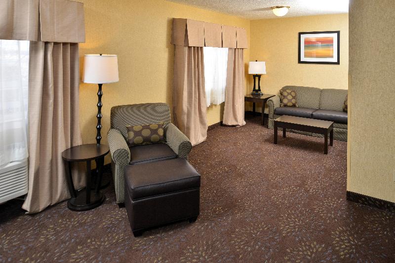 适合残疾人使用的标准间, Holiday Inn Express Hotel & Suites Charlotte, An Ihg