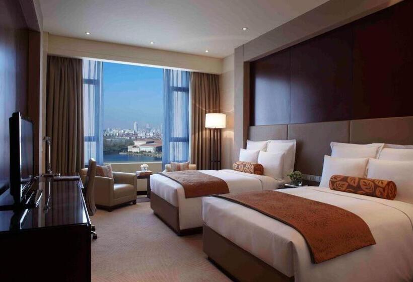 Номер Deluxe Вид на Озеро, Renaissance Tianjin Lakeview