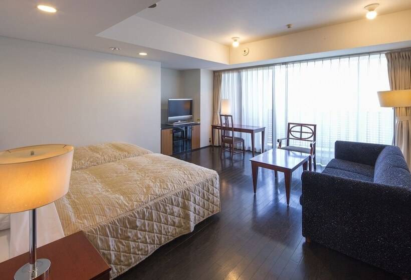 Номер Economy, The Residential Suites Fukuoka