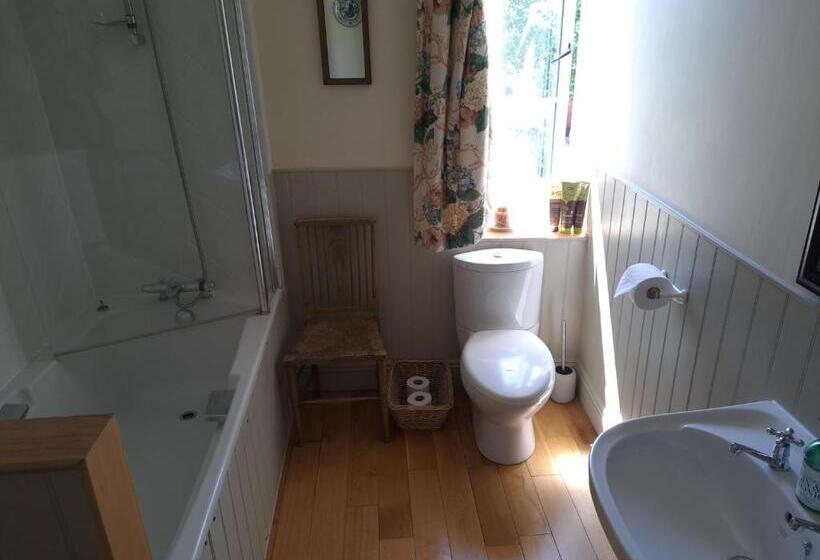 Standard room with outdoor bath, Heron House