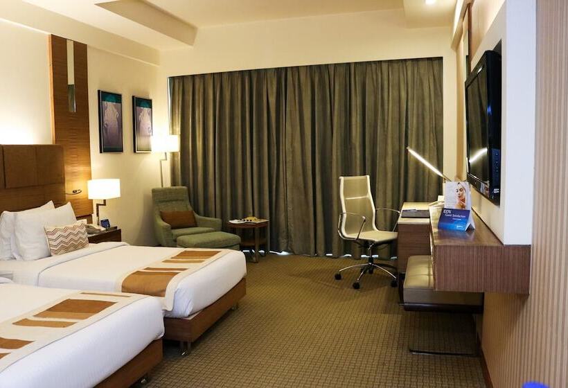 Номер бизнес-класса, Radisson Blu Hotel, Greater Noida