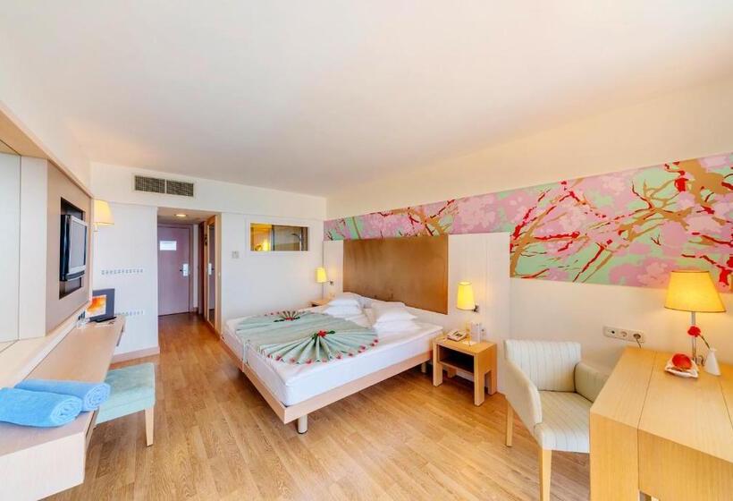 Номер Economy, Robinson Sarigerme Park   All Inclusive