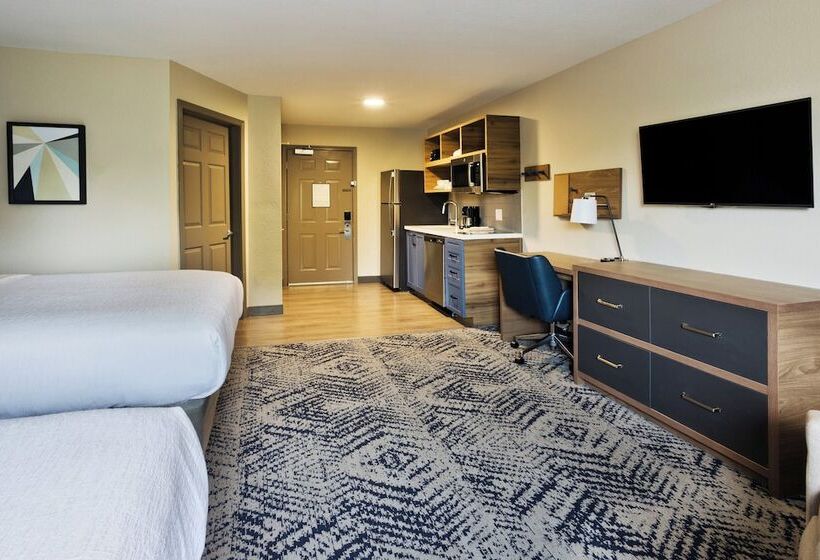 适合残疾人士使用的套间, Candlewood Suites Eastchase Park, An Ihg