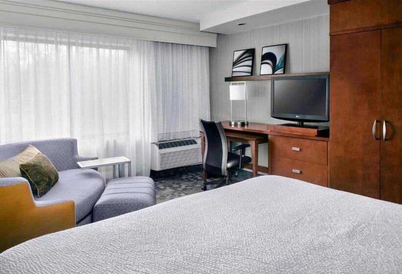 장애인을 위한 킹사이즈 침대 스탠다드 룸, Courtyard By Marriott Paramus