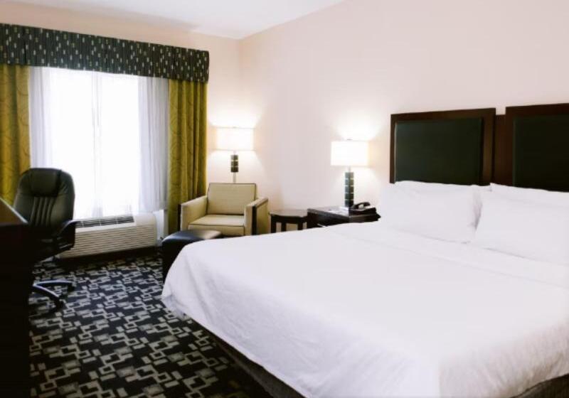 Люкс Кровать Кинг, Holiday Inn Express Hotel Raleigh Southwest, An Ihg