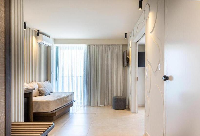 Люкс Superior Вид на Море, Alia Beach Hotel By Estia