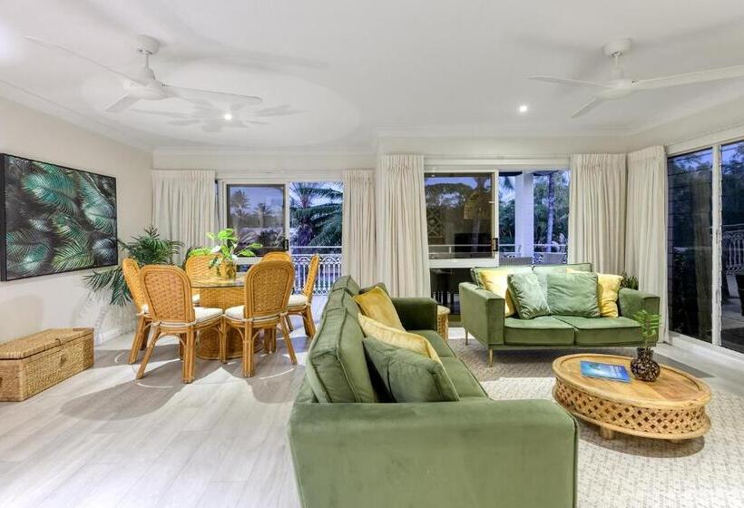 Апартаменты 2 Спальни с Балконом, Garrick House