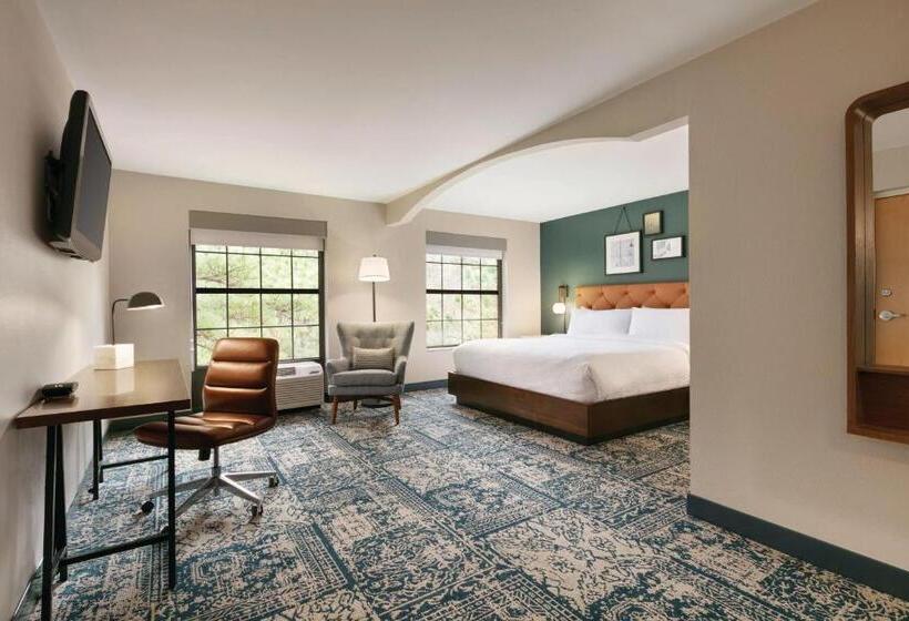 클래식 룸 킹 침대, Four Points By Sheraton Raleigh Arena