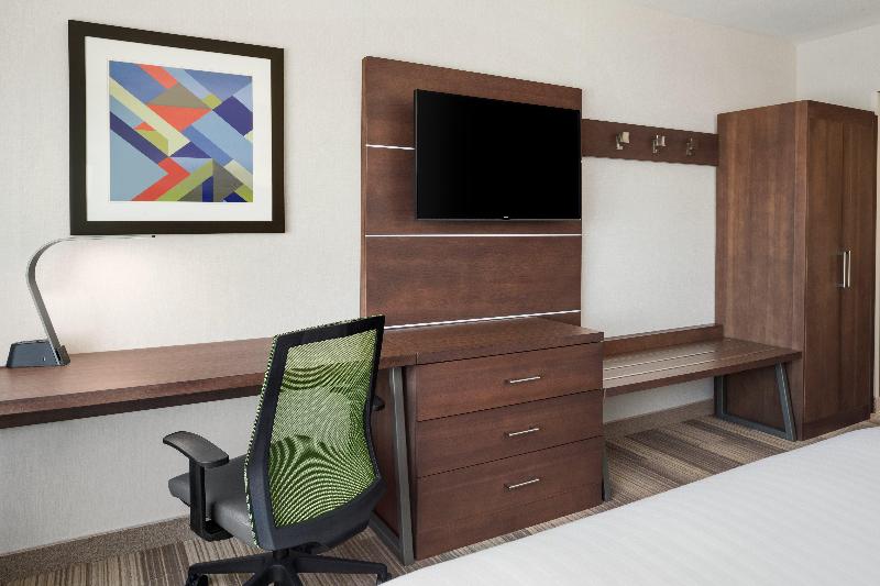 带大床的标准间, Holiday Inn Express Hotel & Suites Kodak East Sevierville, An Ihg