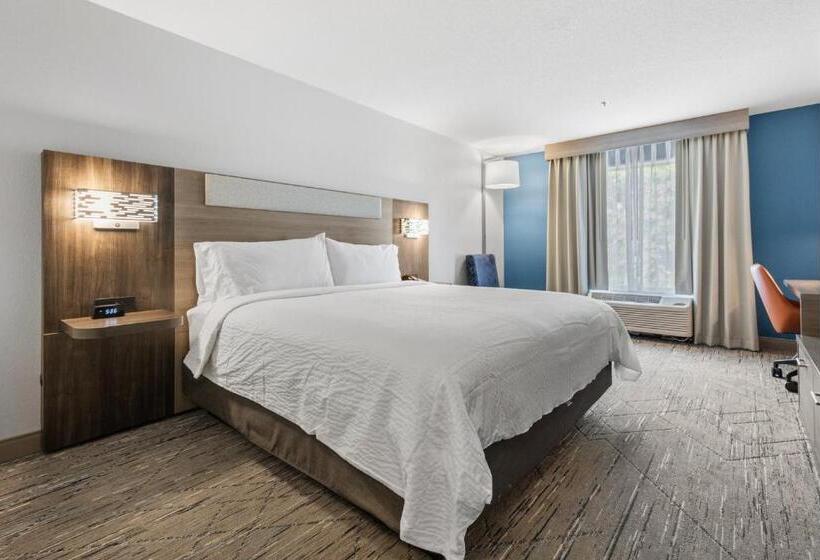 Люкс Адаптированный для Инвалидов, Holiday Inn Express & Suites Starkville By Ihg