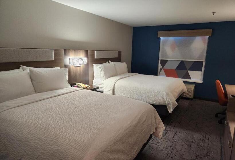 Люкс, Holiday Inn Express & Suites Perry, An Ihg